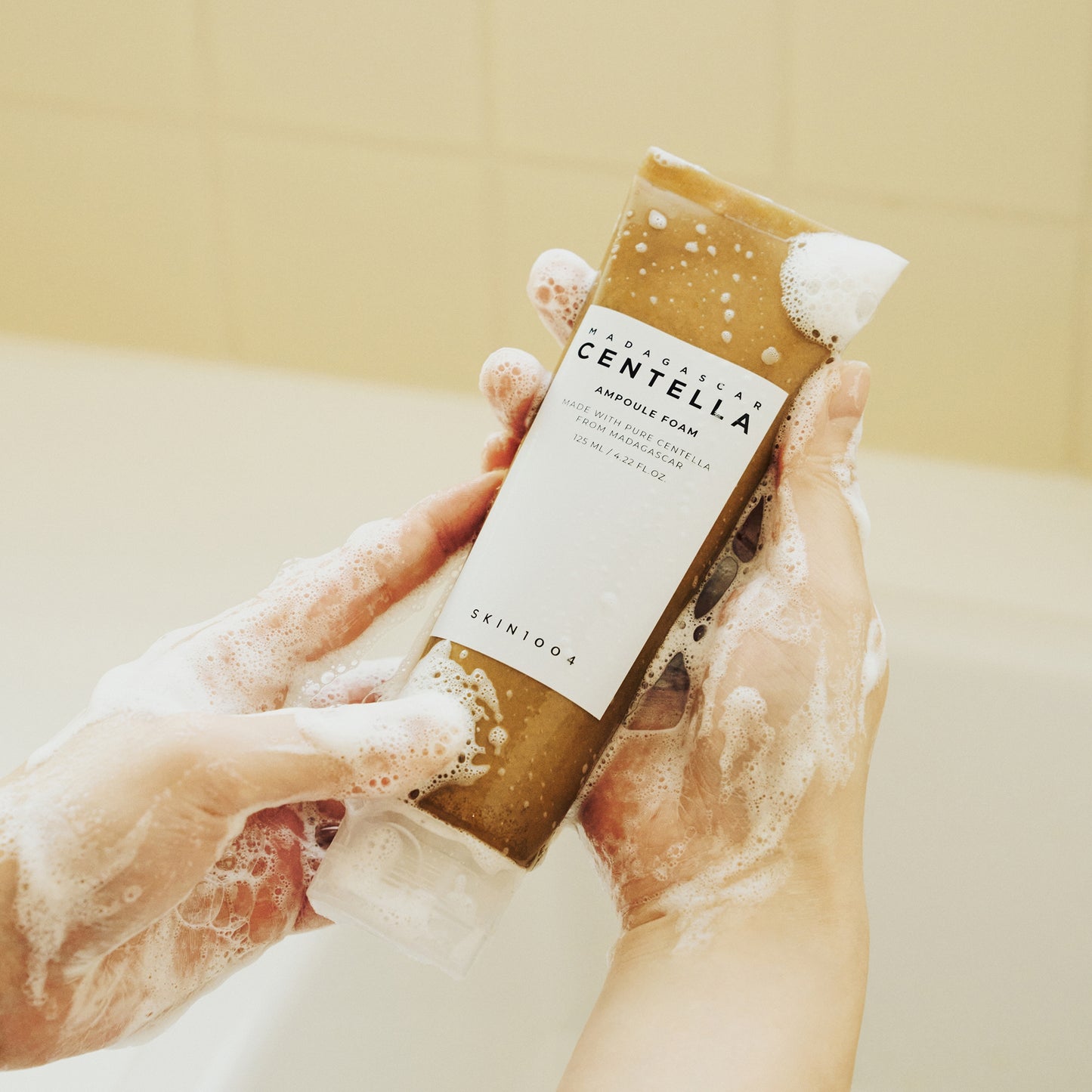 SKIN1004 – Madagascar Centella Ampoule Foam (125 ml) | Espuma Limpiadora Suave y Calmante
