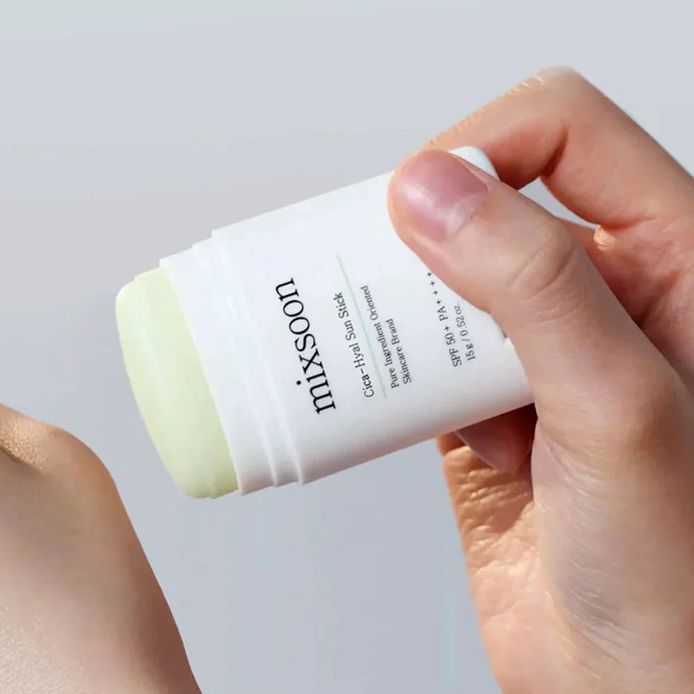 Mixsoon – Cica-Hyal Sun Stick (15g) | Protector Solar en Barra Calmante e Hidratante