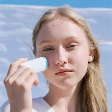 Bloqueador Barra Hyalu-Cica - Skin1004