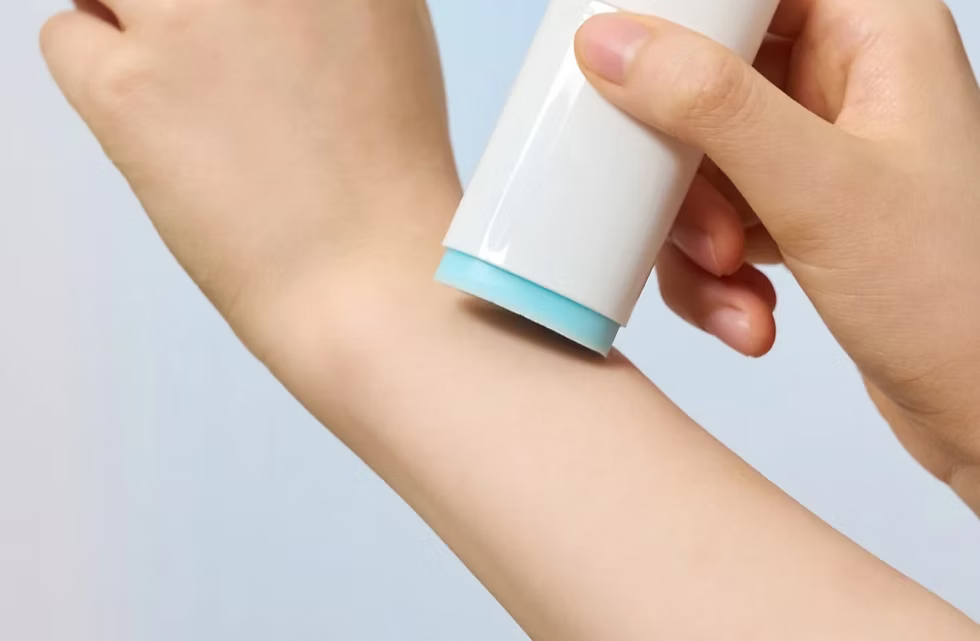 Bloqueador Barra Hyalu-Cica - Skin1004